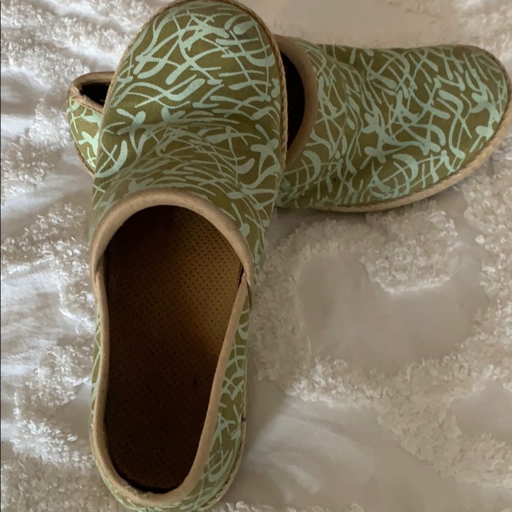 Dansko women’s shoes size 38